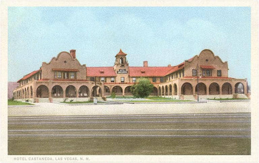 Postcard NM-154 Hotel Castaneda, Las Vegas, New Mexico